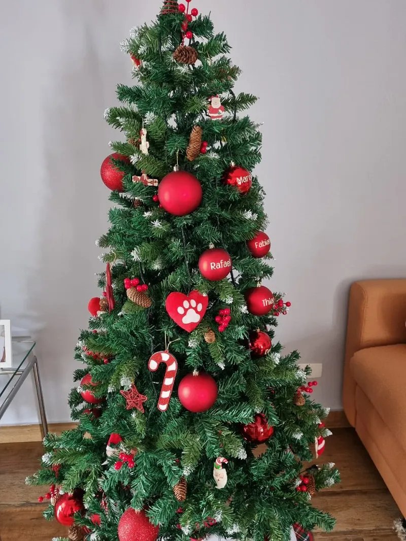Árvore de Natal Compacta Decorada